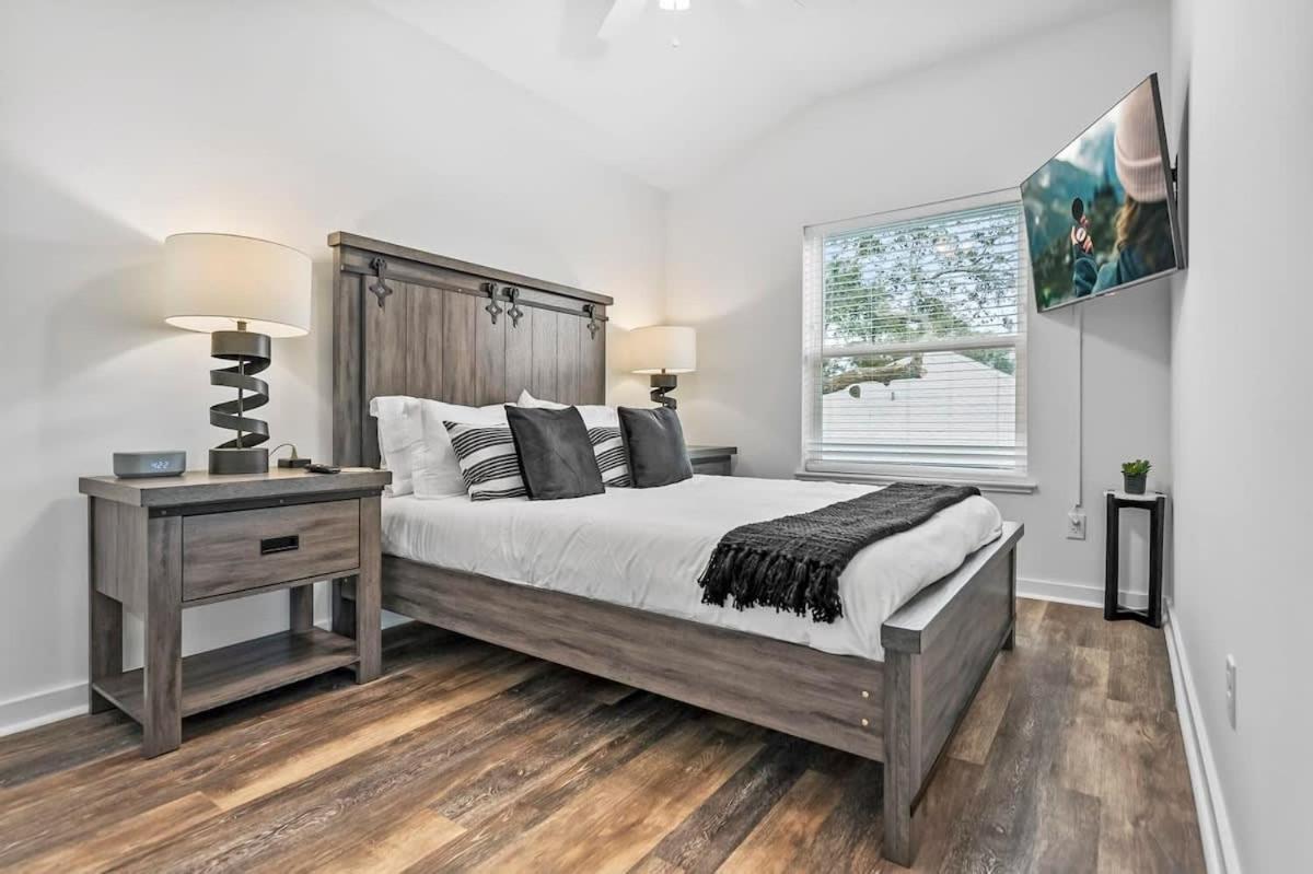 Downtown St Aug Home By Fountain Of Youth Pool Spa By Beach Add Golf Cart St. Augustine Εξωτερικό φωτογραφία